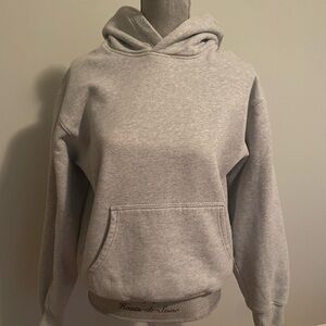 perfect fit TNA hoodie